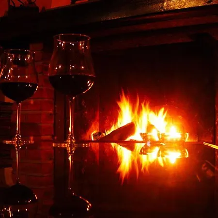 Paradiso Umbria 15 Minutes A1 Rome 1 Hour アパート *