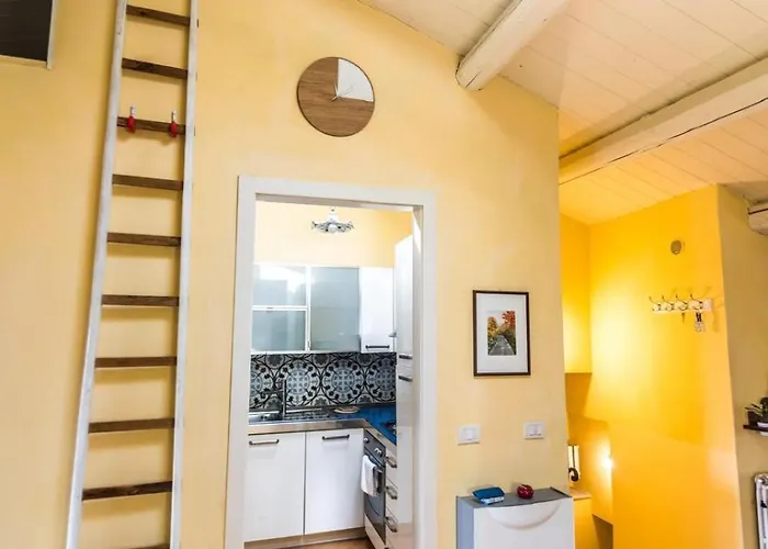 Paradiso Umbria 15 Minutes A1 Rome 1 Hour